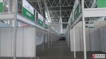 昆明立欣建材公司商场展示柜租赁服务指南